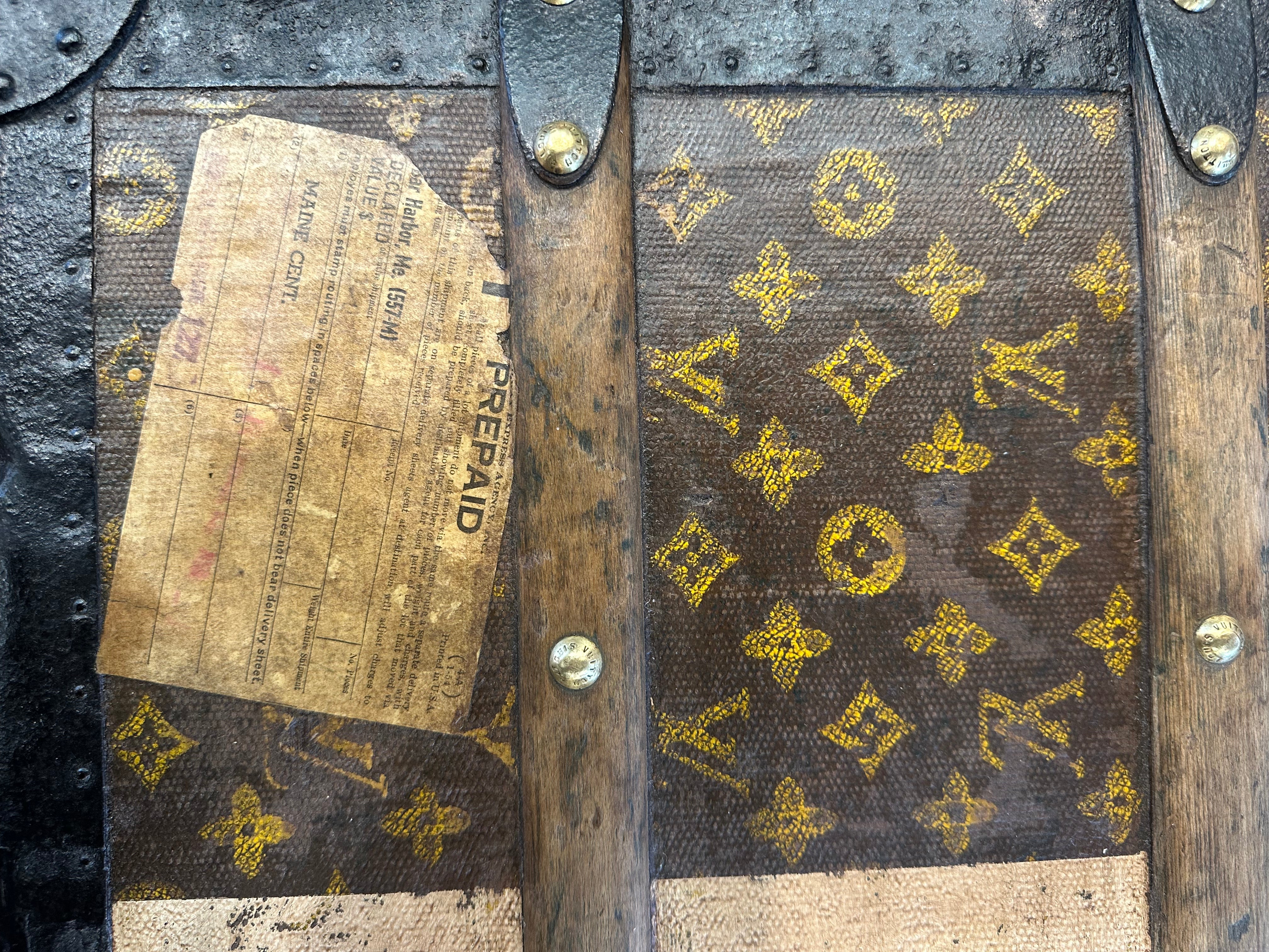 LOUIS VUITTON BAULE COURRIER